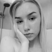  ,  Kira, 26