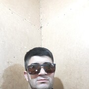  ,  Eljan, 35