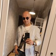  --,   Leon, 47 ,   ,   