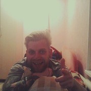  ,   Tom, 32 ,  