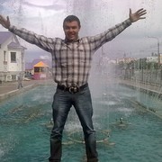  ,   Garik, 44 ,   