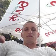  ,  Roland, 32