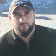 ,   Ali, 42 ,   ,   
