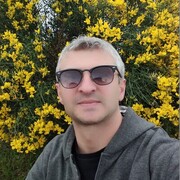  ,  mamukela, 37