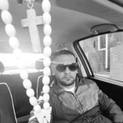  ,  Armen, 33