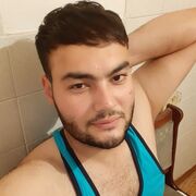  ,   Maga, 32 ,   ,   