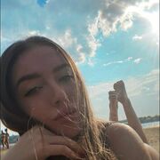  ,   Maria, 22 ,   ,   