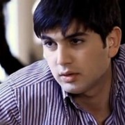  ,  Bekhruz, 35