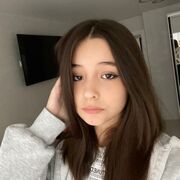  ,   Arina, 20 ,   ,   