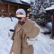   ,  Angelina, 22