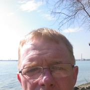  ,   Sergeii, 46 ,  