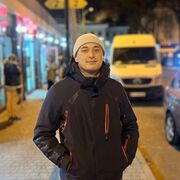  ,   Viktor, 26 ,   ,   