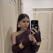  , 