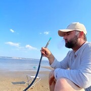  ,  Alik, 40