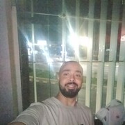  ,   Mohamed, 34 ,   c 