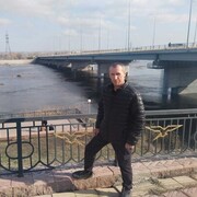  ,  Roman, 44