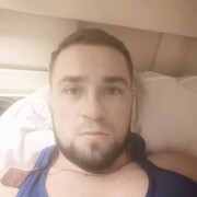  ,   Viktor, 34 ,   ,   