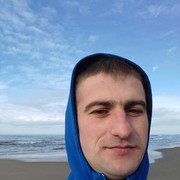  ,  Yasha, 35