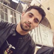  ,  Mika, 33