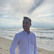  ,  Andryukha, 30