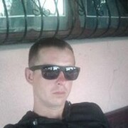  ,  Vitalik, 32