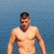  ,  Victor, 33