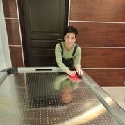  ,  Elena, 50