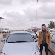  ,  Amir, 24