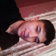  -,  Artur, 27