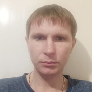  ,   Denis, 33 ,   , 