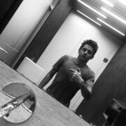  ,  Roman, 21