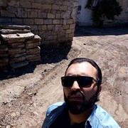  ,   Zeyd, 33 ,   ,   