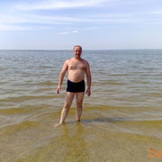  ,   Vitalij, 54 ,   