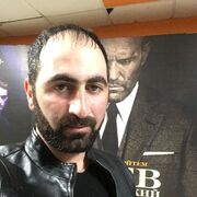  ,  Manu, 33