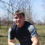  ,   Valik, 32 ,  