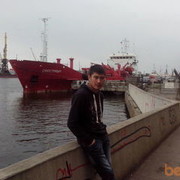  ,   Alisher, 36 ,   ,   , c 