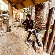  ,   Lia, 37 ,   ,   
