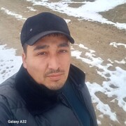  ,  Dostonbek, 32