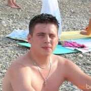  ,  Alex, 42