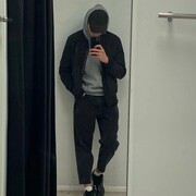  ,   Adam, 24 ,   ,   , c , 
