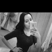 -, Leila