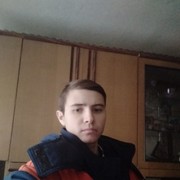  ,  Maksim, 27