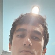  ,   Zarrux, 32 ,     , c 
