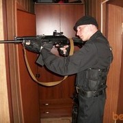  ,   Tomas, 40 ,   