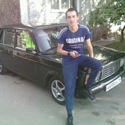  ,  Maks, 32