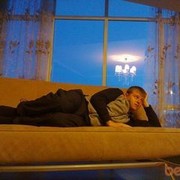  ,   Viktor, 37 ,   