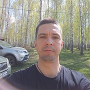  ,  Andrey, 40