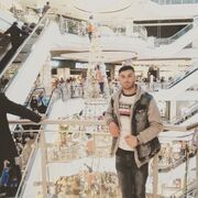  ,  Hovhannes, 29