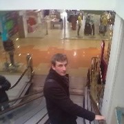  ,   Dan, 34 ,   