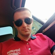  ,   Slava, 32 ,   